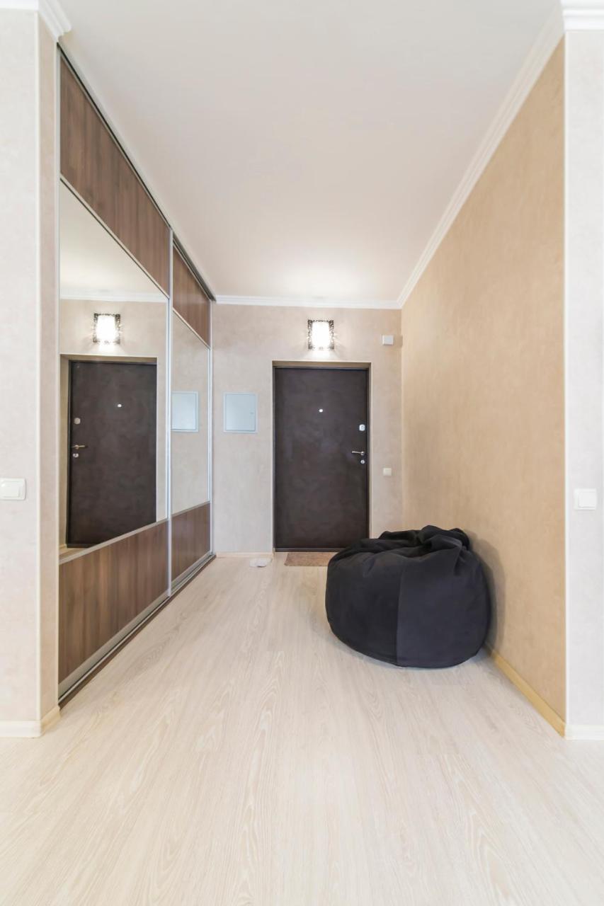 Studio Apartment On Bazhana Kiev Exterior foto